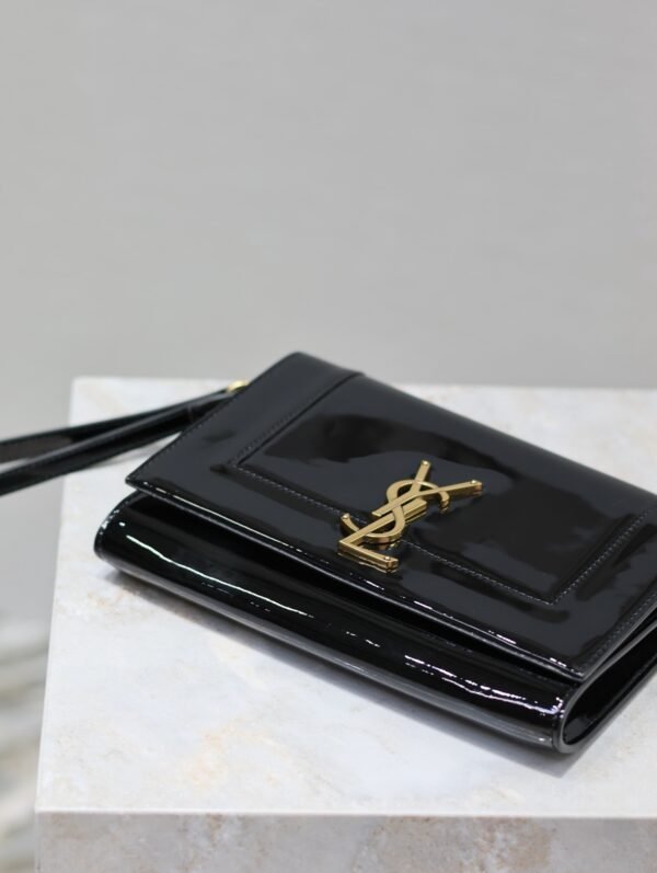 YSL LE CASSANDRE
