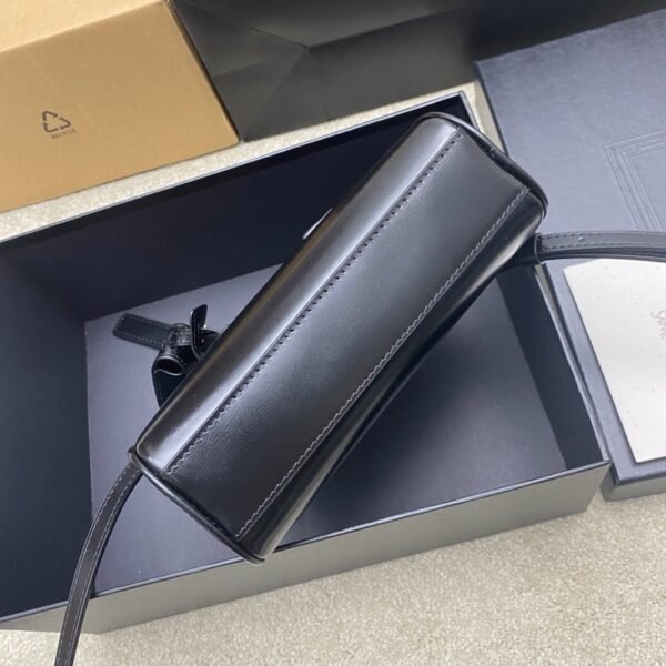 YSL SAC DE JOUR boston in BOX SAINT LAURENT – mini
