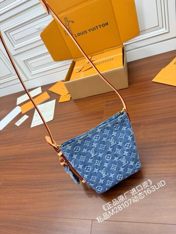 LOUIS VUITTON All In BB Bag M28107