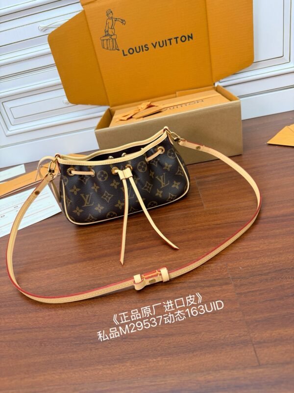 LOUIS VUITTON Nano Frivole Bag M29537