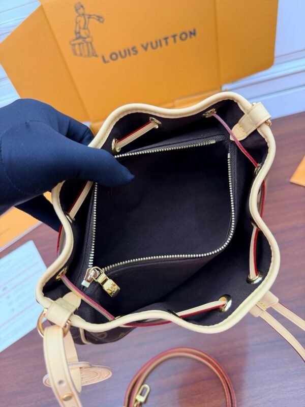 LOUIS VUITTON Nano Frivole Bag M29537