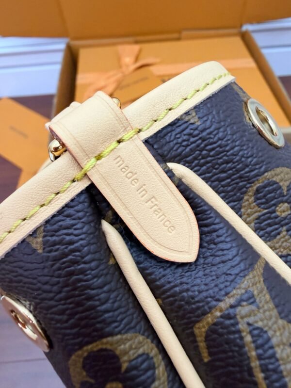 LOUIS VUITTON Nano Frivole Bag M29537