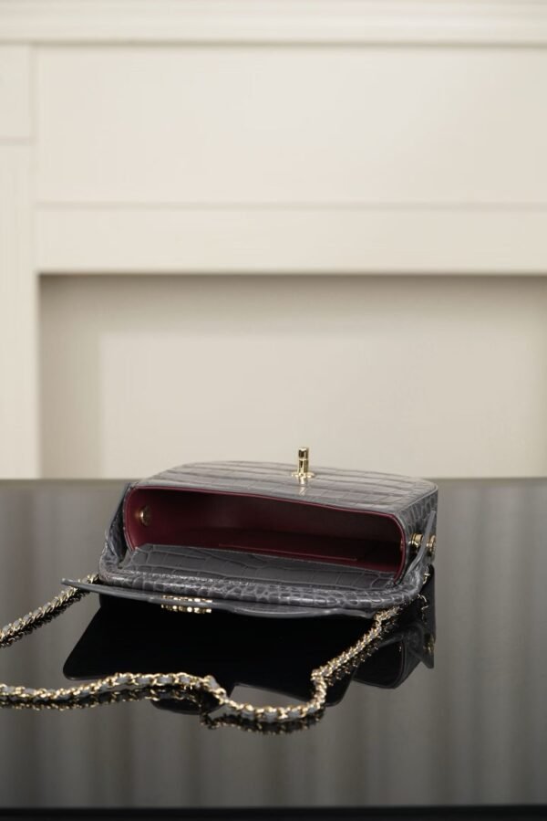 CHANEL Clutch