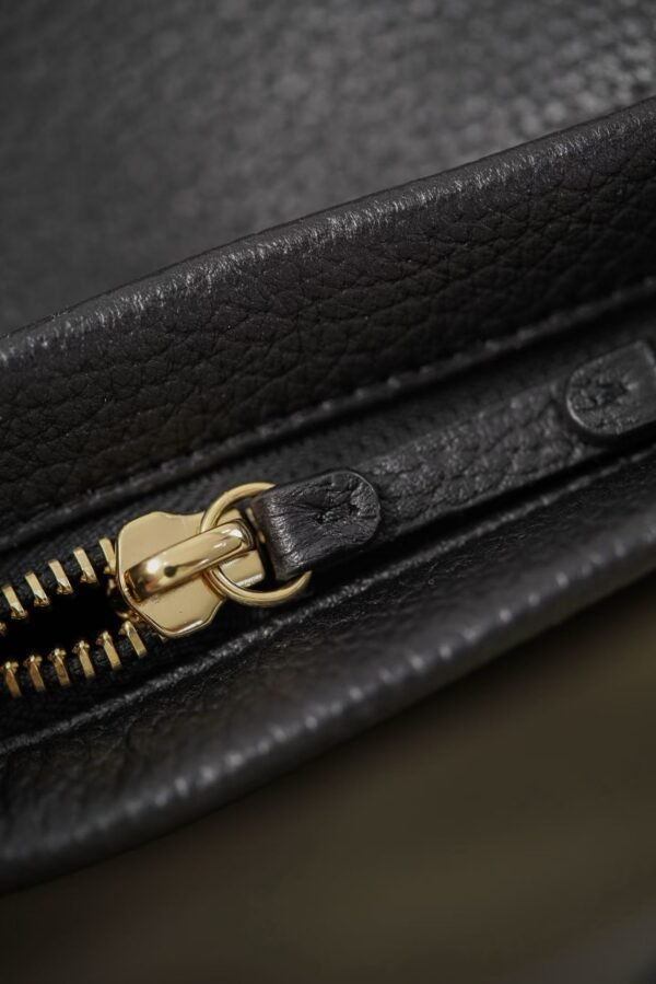 CHANEL Shopping Bag