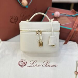 LORO PIANA Extra Vanity Case L21