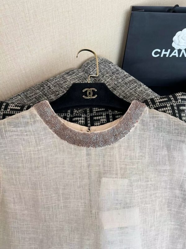 CHANEL Tank top