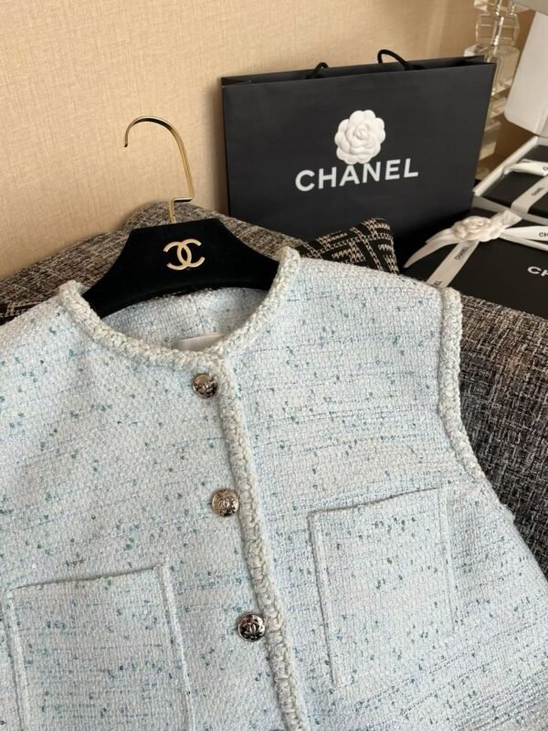 CHANEL  Tank top