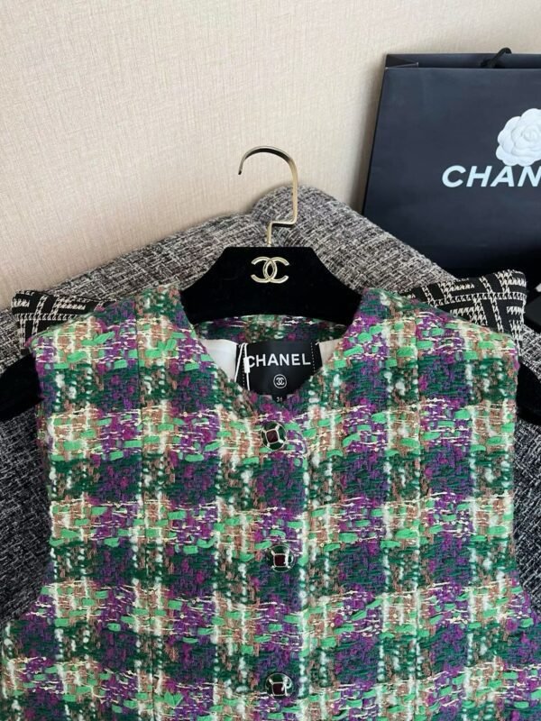 CHANEL Tank top