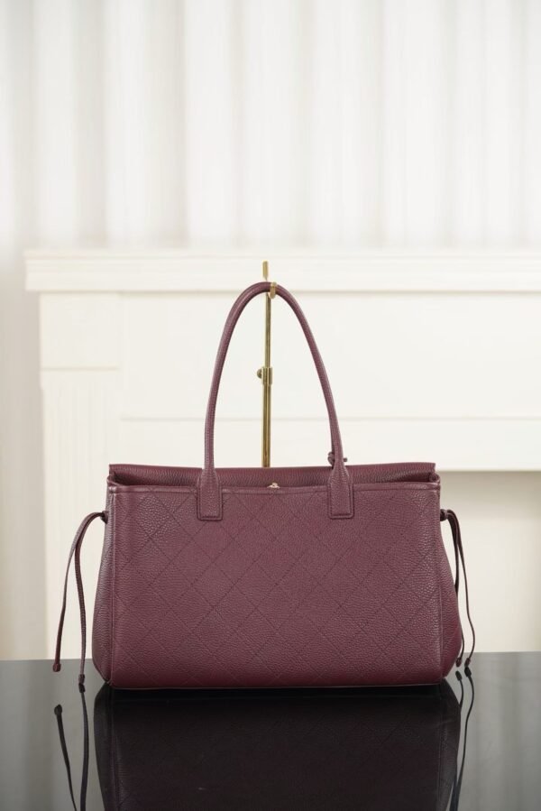 CHANEL Shopping Bag