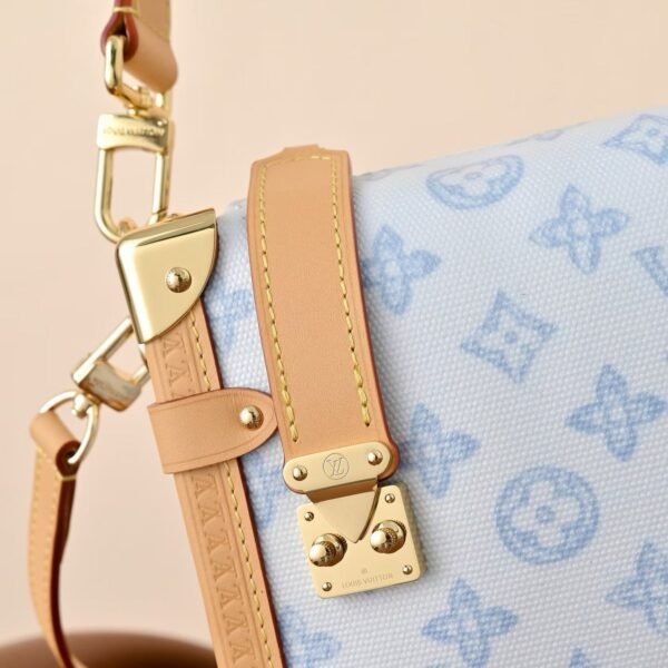 LOUIS VUITTON SIDE TRUNK M27891