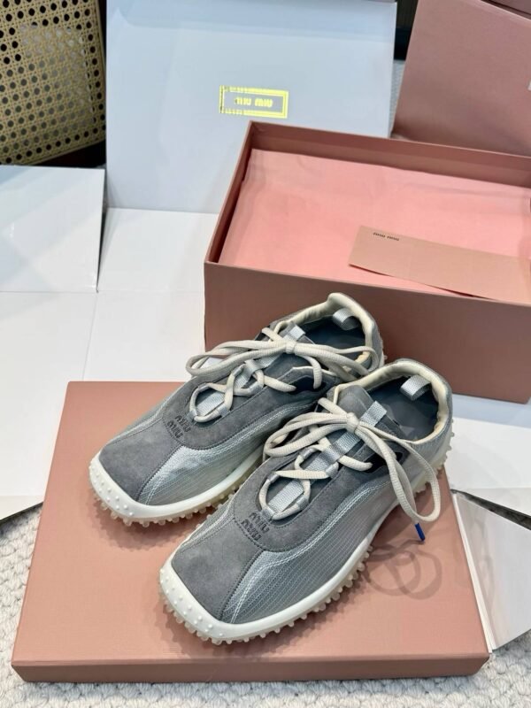 MIUMIU Sneakers