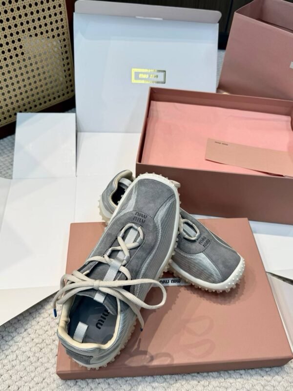 MIUMIU Sneakers