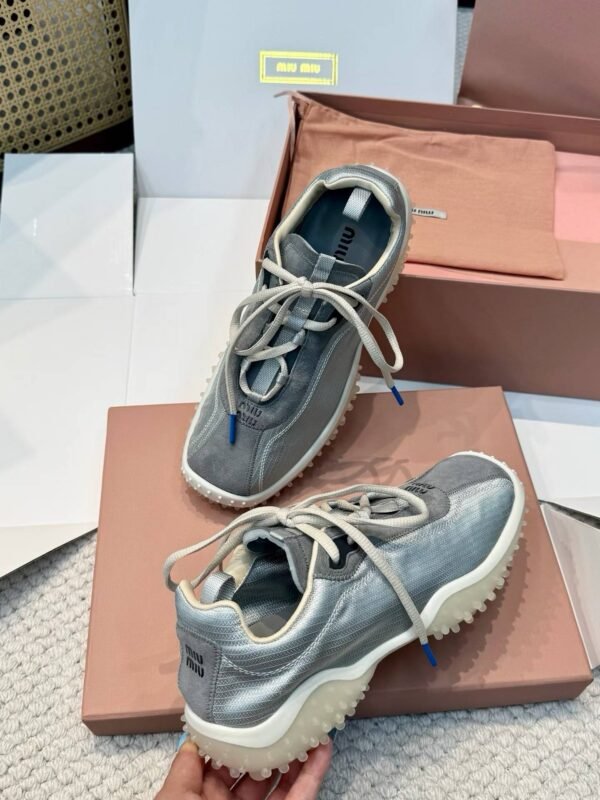 MIUMIU Sneakers