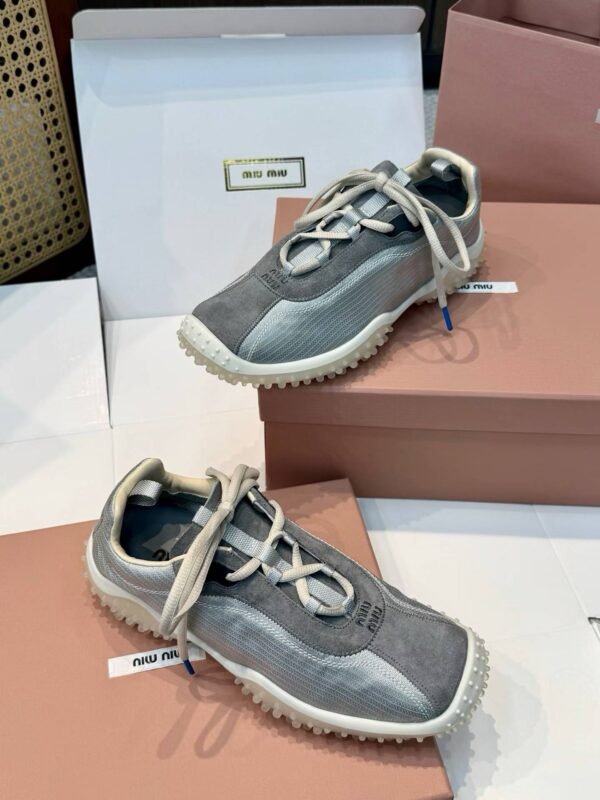 MIUMIU Sneakers