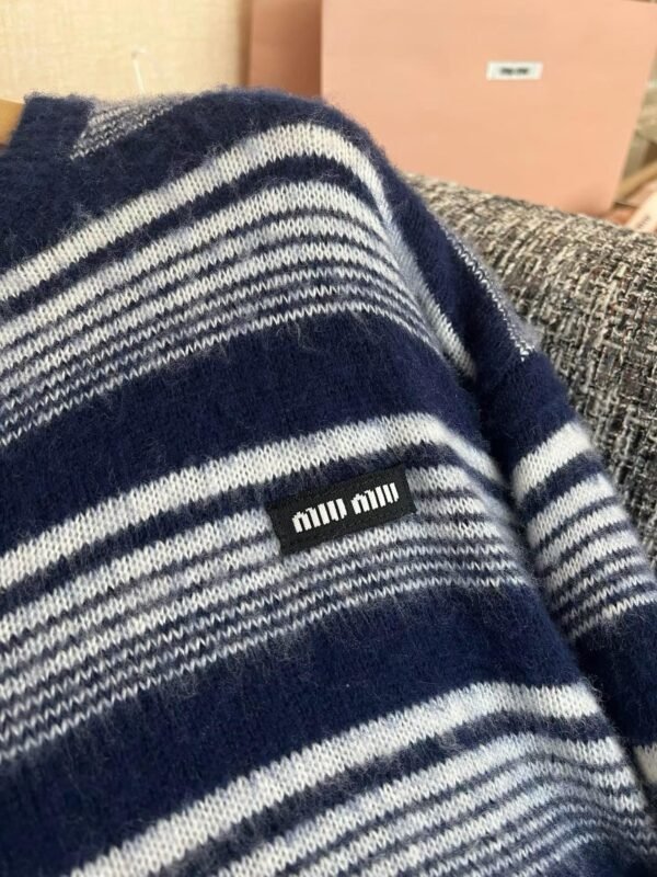 MIUMIU Knitted Cardigan