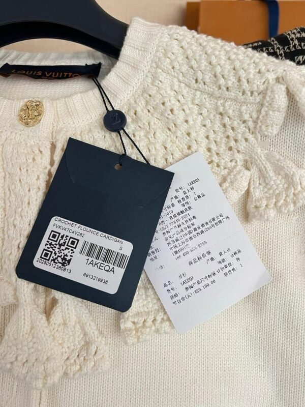 LOUIS VUITTON Knitted Cardigan