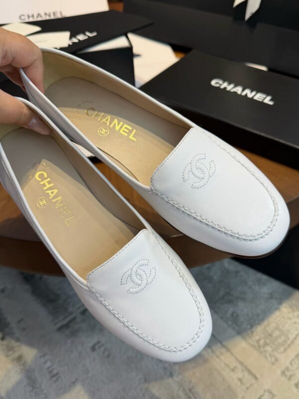 CHANEL Loafers