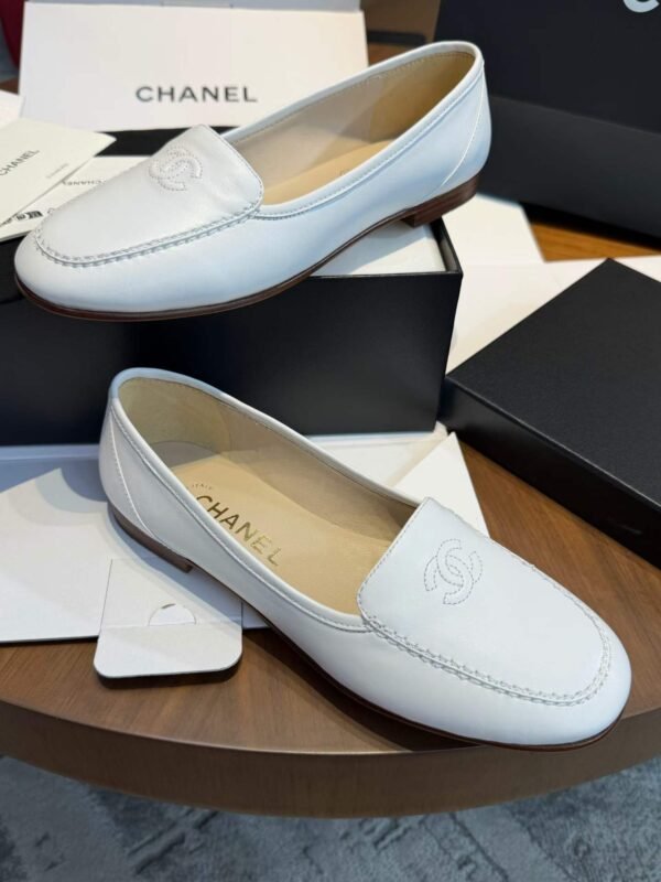 CHANEL Loafers