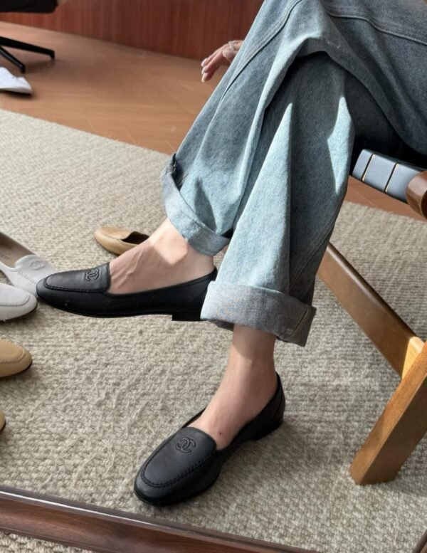 CHANEL Loafers