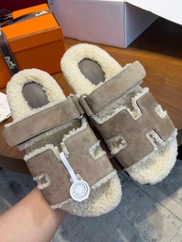 HERMES Wool Slippers
