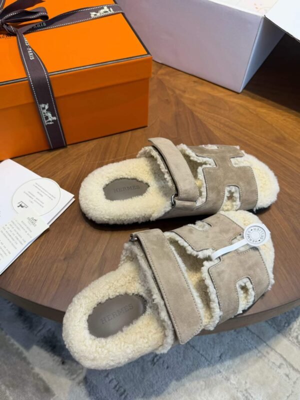 HERMES Wool Slippers