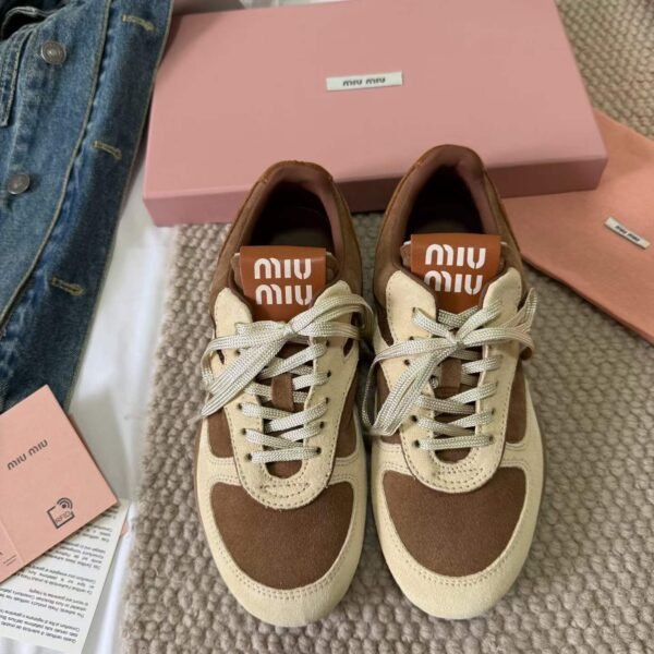 MIUMIU Sneakers