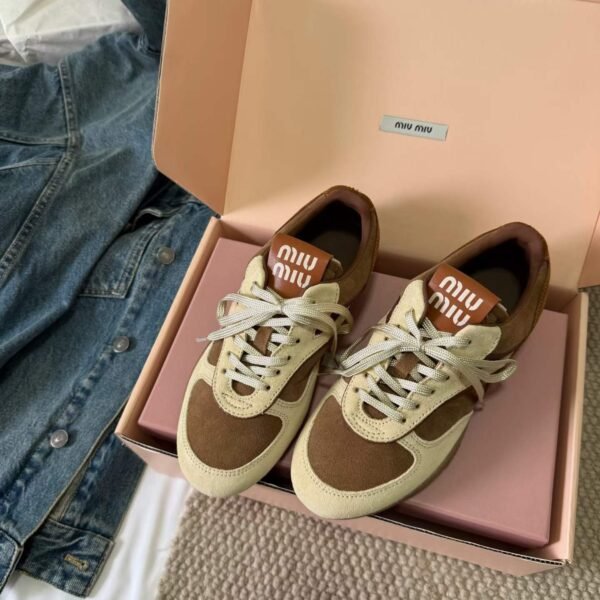 MIUMIU Sneakers