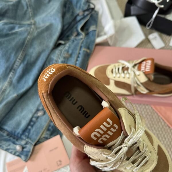 MIUMIU Sneakers