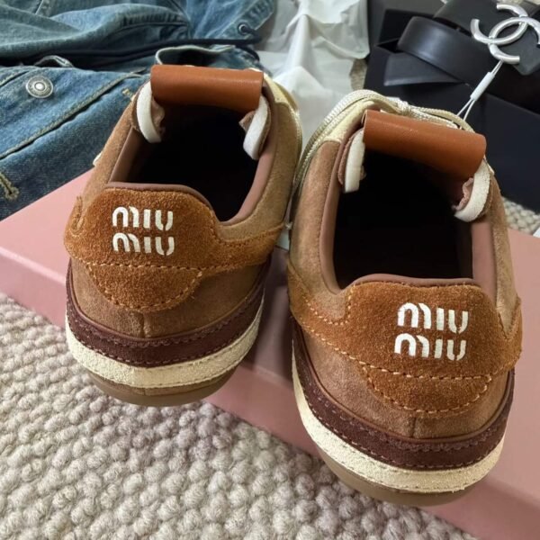 MIUMIU Sneakers