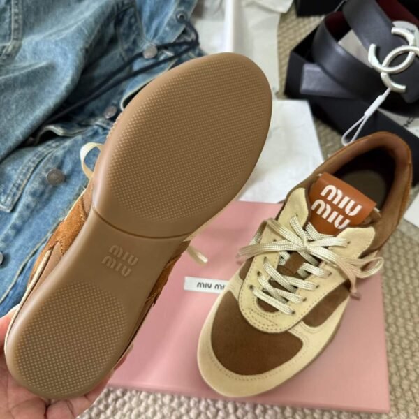 MIUMIU Sneakers