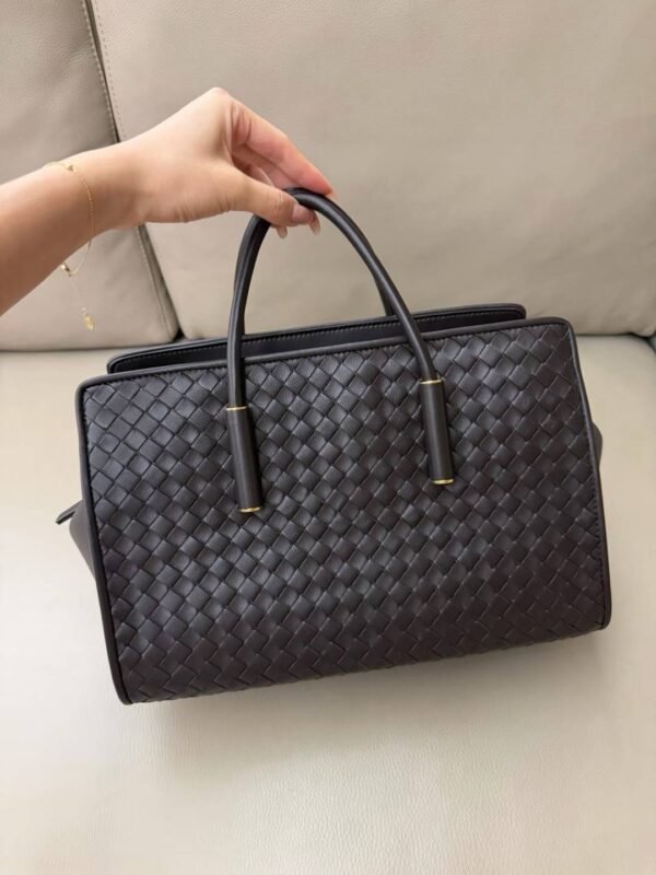 BOTTEGA VENETA Small Barbara Tote