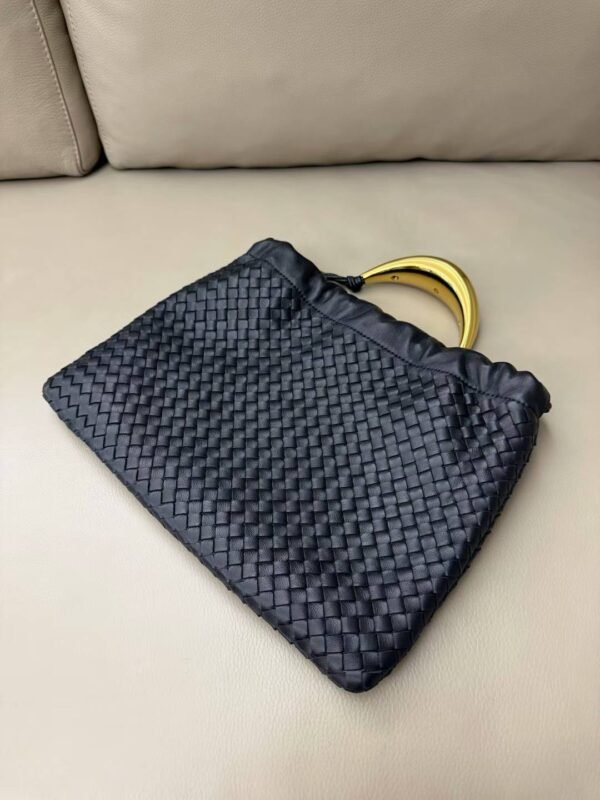 BOTTEGA VENETA DUSTBAG HANDLE