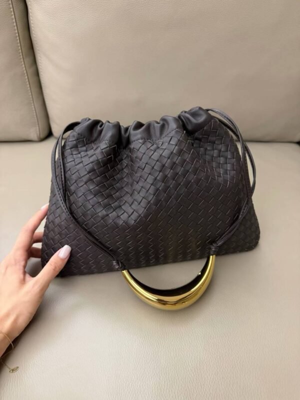 BOTTEGA VENETA DUSTBAG HANDLE
