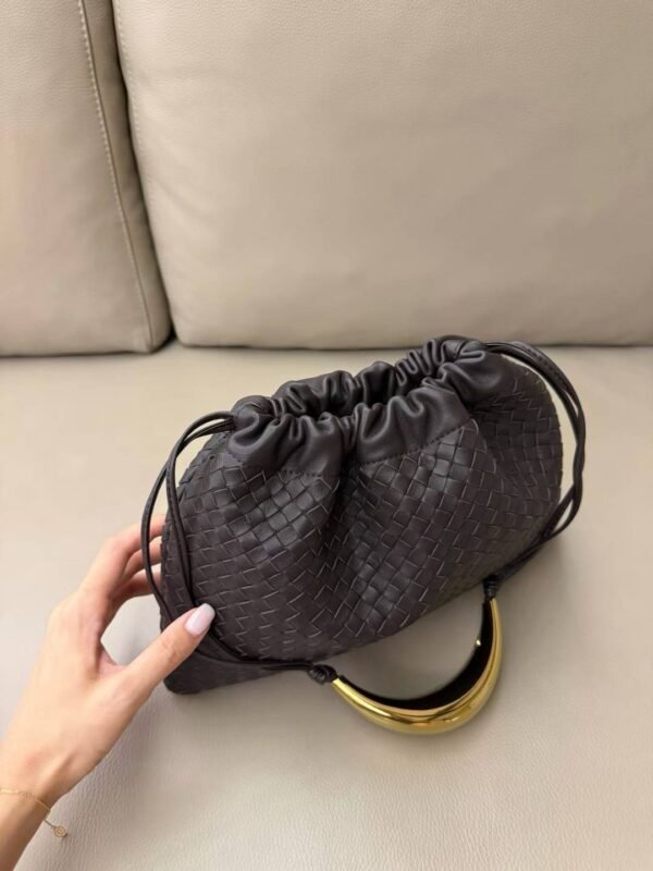 BOTTEGA VENETA DUSTBAG HANDLE
