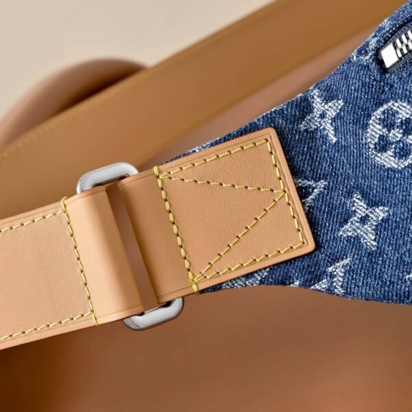 LOUIS VUITTON M27640 RUSH