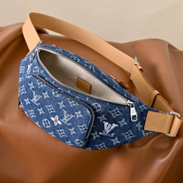 LOUIS VUITTON M27640 RUSH