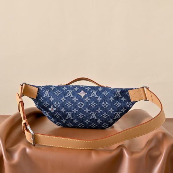 LOUIS VUITTON M27640 RUSH