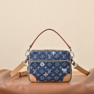 LOUIS VUITTON M27553  Nil Bag