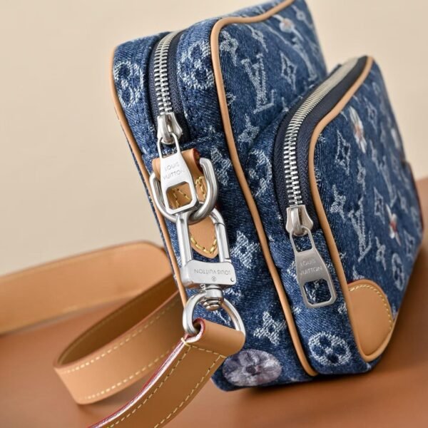 LOUIS VUITTON M27553  Nil Bag