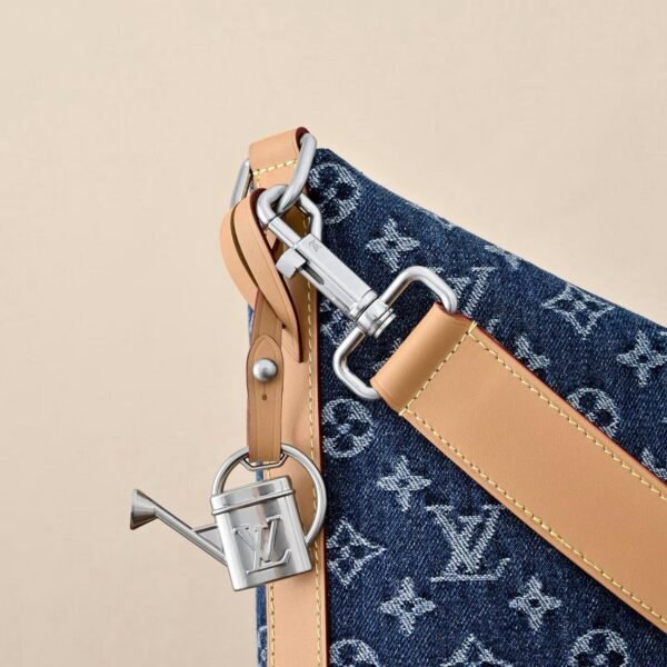 LOUIS VUITTON M27555 VAGABOND HOBO