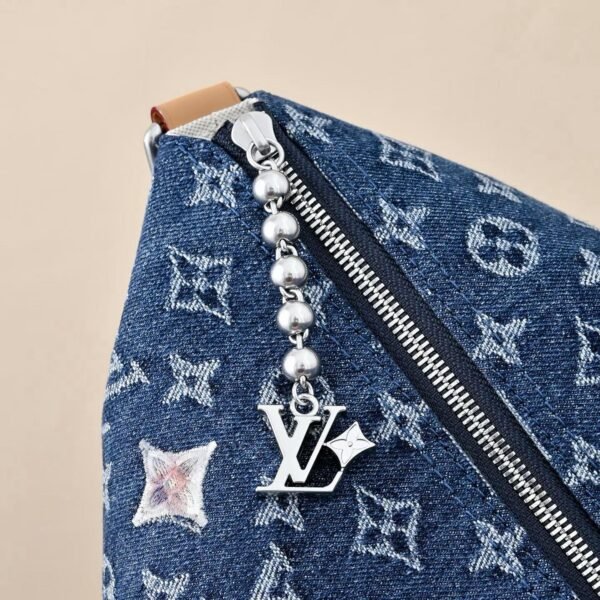 LOUIS VUITTON M27555 VAGABOND HOBO
