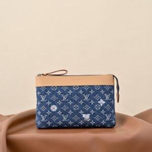 LOUIS VUITTON M27559 POCHETTE OYAGE SOUPLE