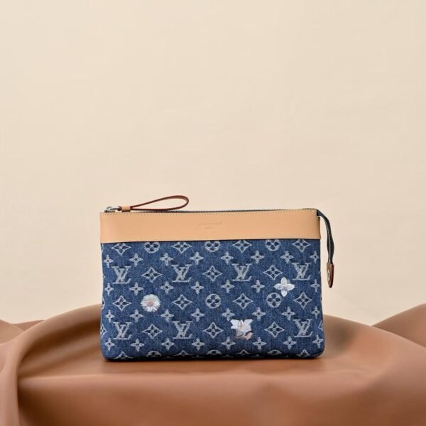 LOUIS VUITTON M27559 POCHETTE OYAGE SOUPLE