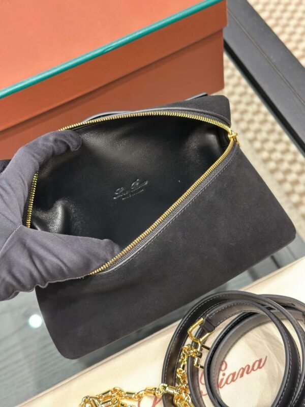 LORO PIANA EXTRA POCKET L19