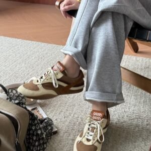 MIUMIU Sneakers