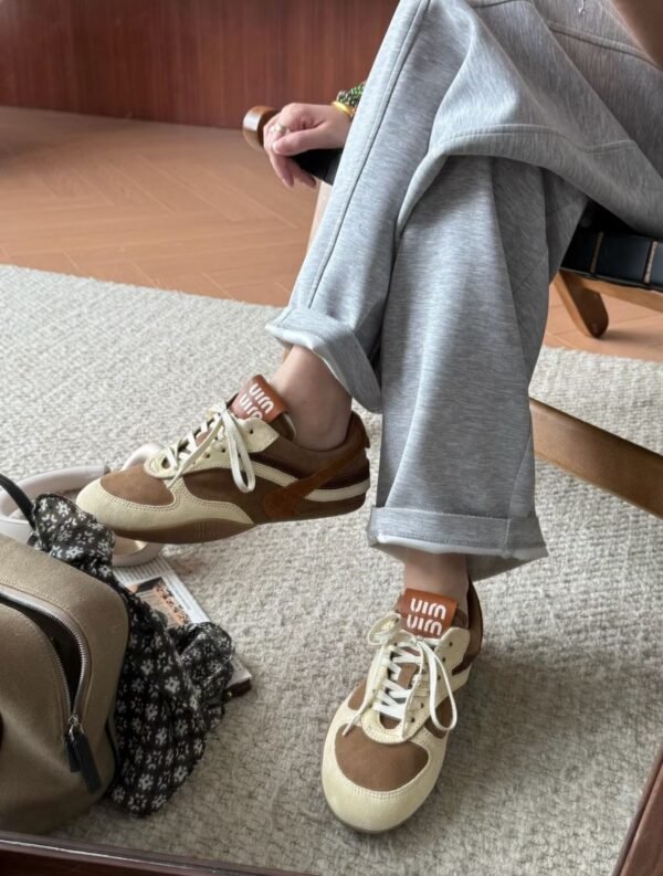 MIUMIU Sneakers