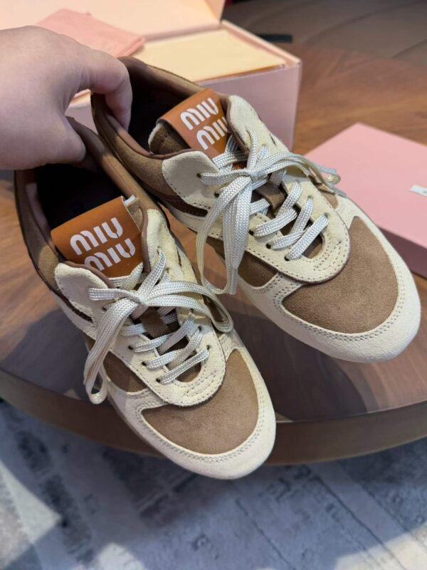 MIUMIU Sneakers