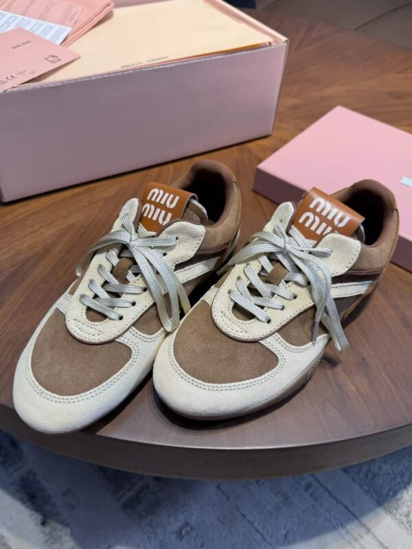 MIUMIU Sneakers