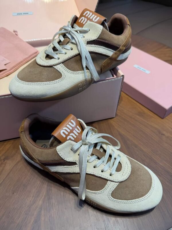 MIUMIU Sneakers