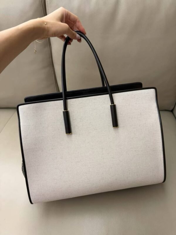 BOTTEGA VENETA Barbara Tote